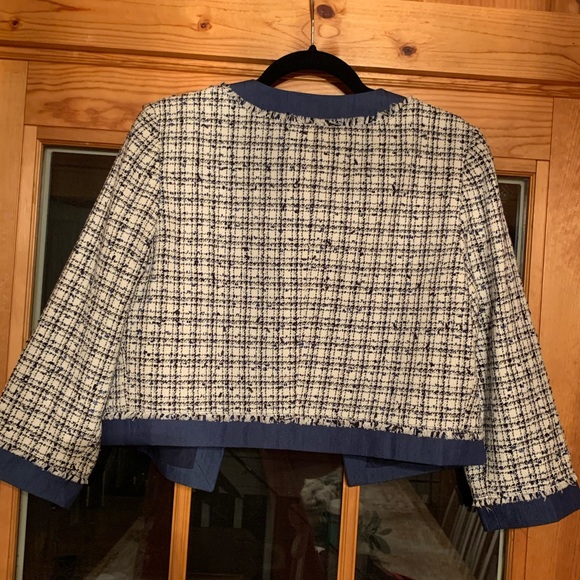 Karl Lagerfeld Paris Boucle Topper Jacket - Picture 3 of 6